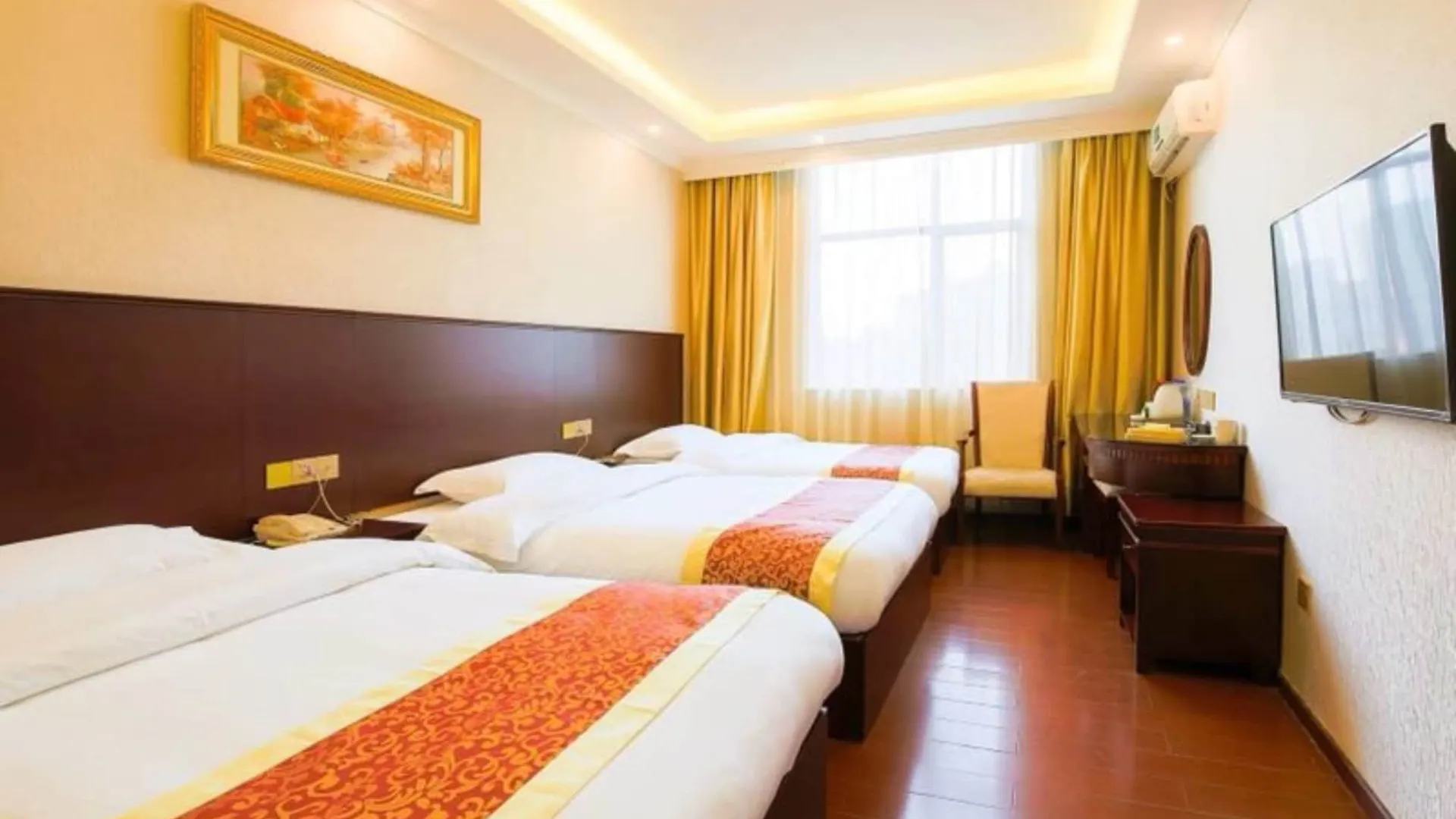 Dongming Hotel Shenzhen Pingzhou Branch الصين
